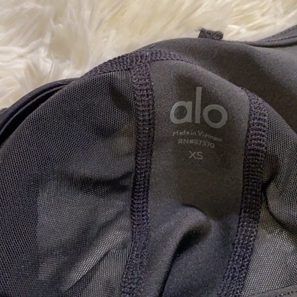 ALO Archer Fitted Long Sleeve - Picture 5 of 5